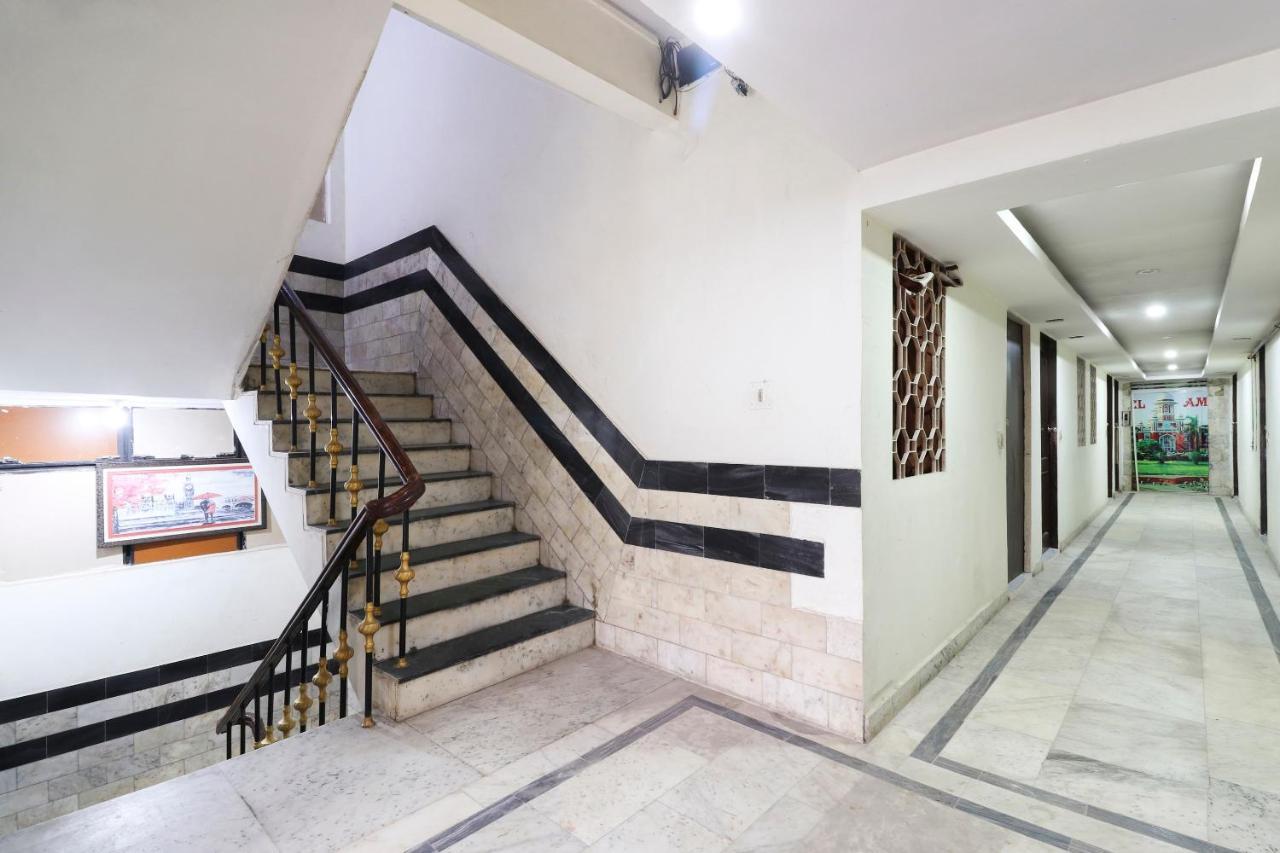 Oyo 40431 Hotel Amar Prem Лакхнау Экстерьер фото